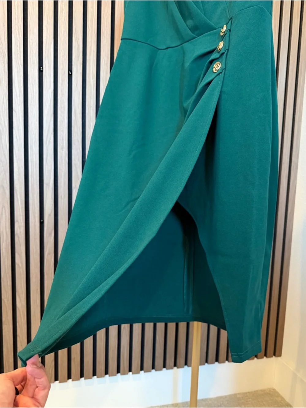 MIUSOL Emerald Green Sheath Dress with ruching and gold buttons SZ L - Picture 7 of 8